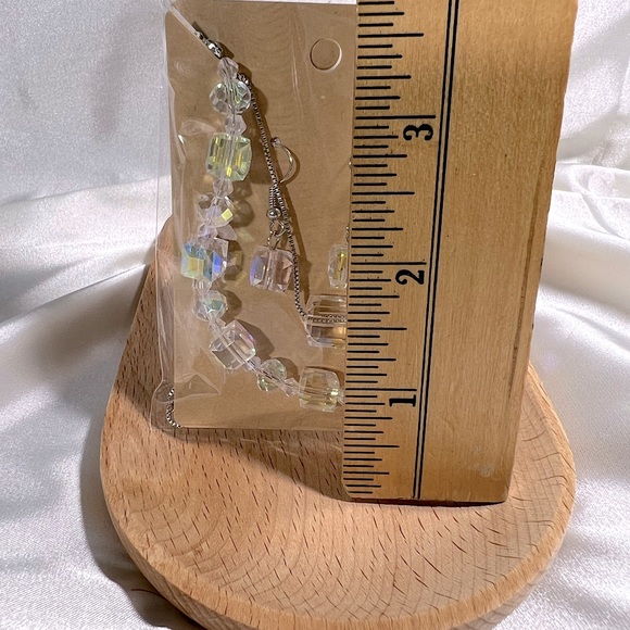 Necklace Bracelet & Earrings Set - Picture 4 of 4